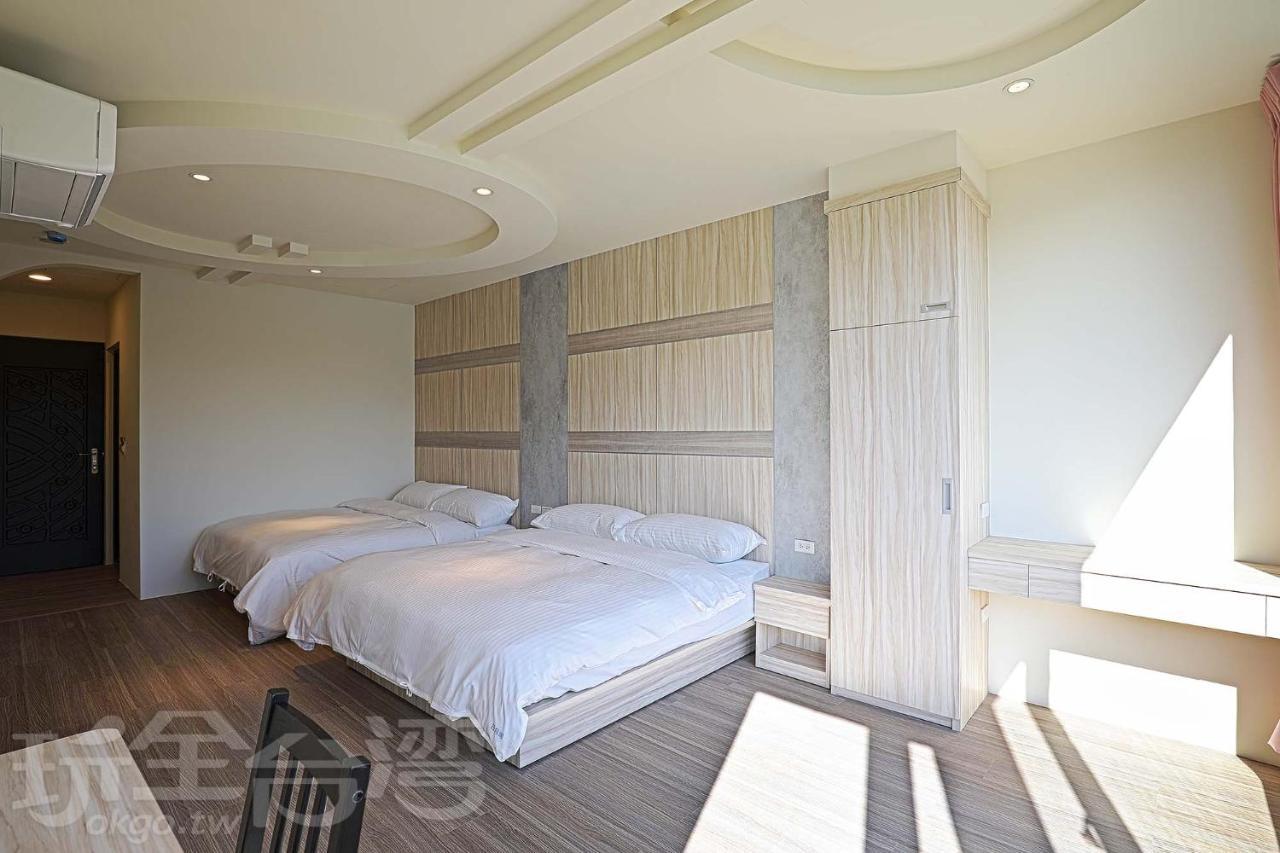 Riyuewan Homestay Yuchi Exteriör bild