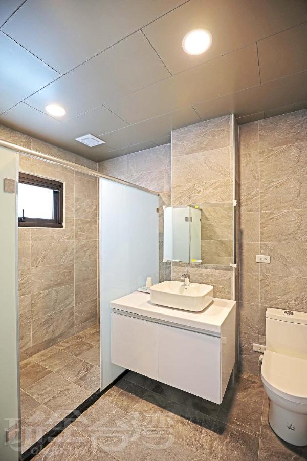 Riyuewan Homestay Yuchi Exteriör bild